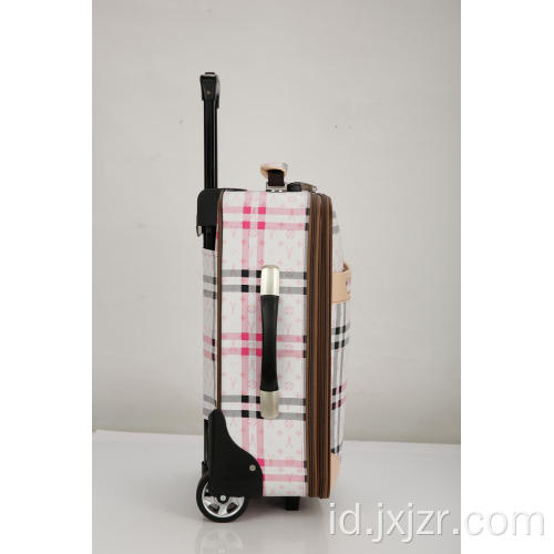 EVA Expandable Rollaboard Suitcase